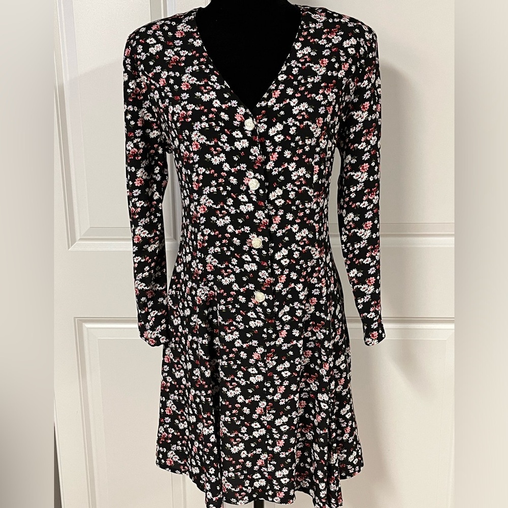 Juniors Black Floral Long Sleeve Mini Dress